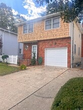 406 Plainfield Ave in Floral Park, NY - Building Photo - Building Photo