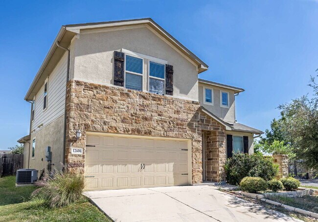 12606 Elemina Trl in San Antonio, TX - Building Photo - Building Photo