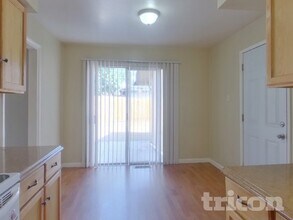 1965 Windsor Way in Reno, NV - Foto de edificio - Building Photo