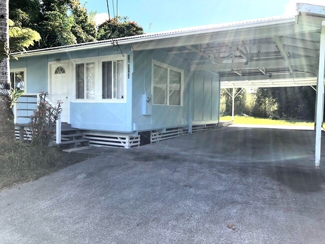 16-2100-2100 Lehua Dr