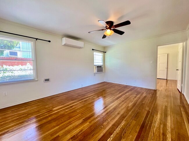 4514 New York Ave, Unit 4514 in La Crescenta, CA - Foto de edificio - Building Photo