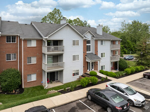 Stoney Creek Condominiums in West Chester, OH - Building Photo - Building Photo