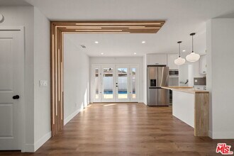 14592 Belmar Cir in Huntington Beach, CA - Building Photo - Building Photo