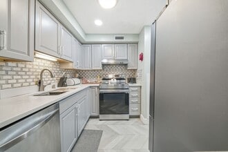 502 Oak St in Brockton, MA - Building Photo - Building Photo