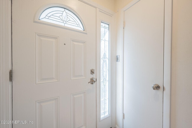 597 Sturdivant Ave in Atlantic Beach, FL - Building Photo - Building Photo