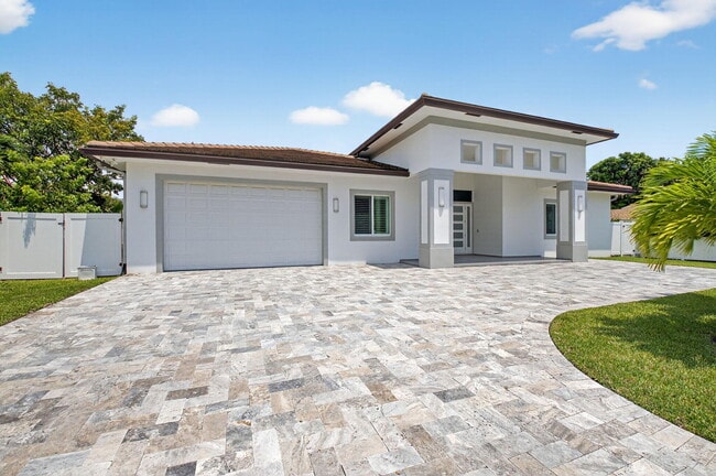 711 NE 6th St in Boca Raton, FL - Building Photo - Building Photo