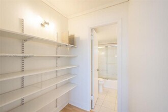 3703 NE 166th St in North Miami Beach, FL - Building Photo - Building Photo