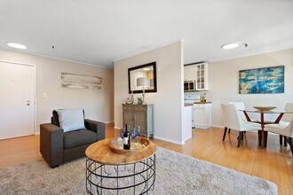 325 Lenox Ave in Oakland, CA - Building Photo - Building Photo