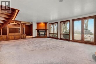 1275 Seacliff Dr in Kingsville, ON - Building Photo - Building Photo