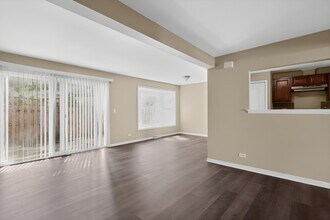 193 Jeffrey Ln in Bolingbrook, IL - Building Photo - Building Photo