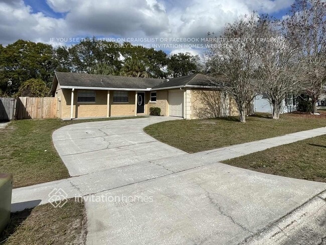 property at 8229 Greenleaf Cir