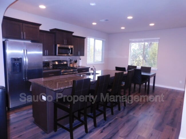 1940 SW Latitude Way in Beaverton, OR - Building Photo - Building Photo