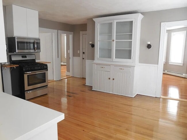 property at 103 Tell St