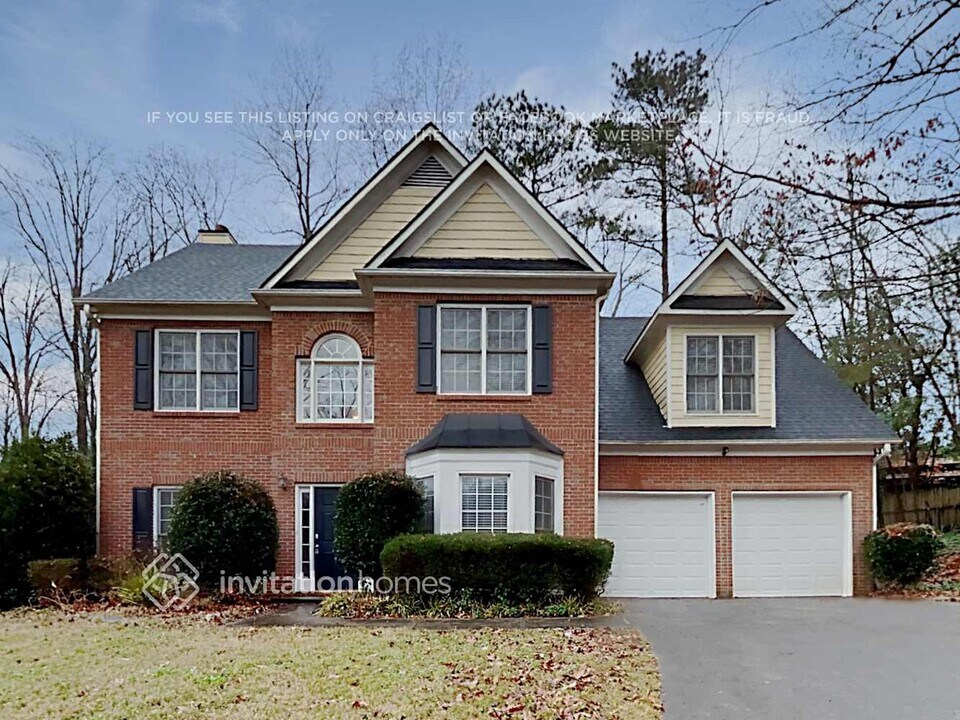 404 Willowbrook Ct in Smyrna, GA - Building Photo