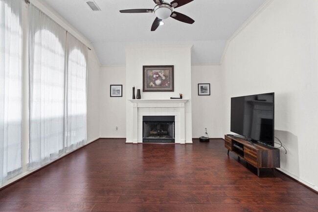 property at 11411 Oak Lake Ridge Ct