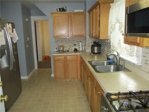95 Lark St in Rochester, NY - Building Photo - Building Photo
