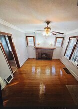 2512 N Maryland Ave in Peoria, IL - Building Photo - Building Photo