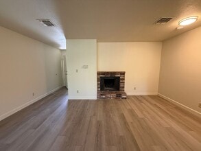 5027 Reggie Rd in Reno, NV - Building Photo - Building Photo