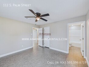 112 S Palm St in North Little Rock, AR - Building Photo - Building Photo
