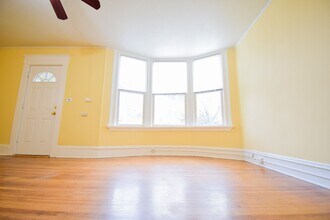 4637 NE Cleveland Ave in Portland, OR - Building Photo - Building Photo