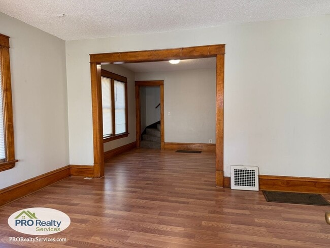 100 W 36th St in Minneapolis, MN - Building Photo - Building Photo