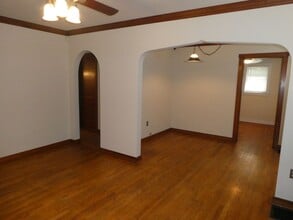 406 N 8th St in Columbia, MO - Building Photo - Building Photo