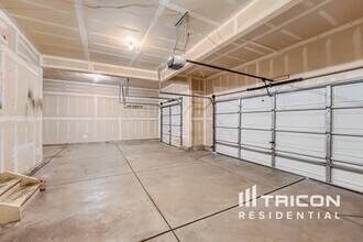 1220 Sunset Way in Erie, CO - Foto de edificio - Building Photo