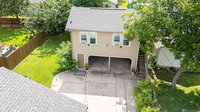 property at 768 Richland Ave