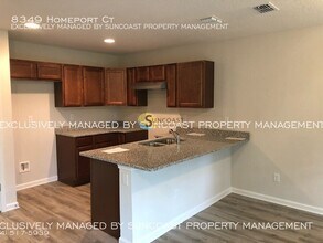 8349 Homeport Ct in Jacksonville, FL - Building Photo - Building Photo