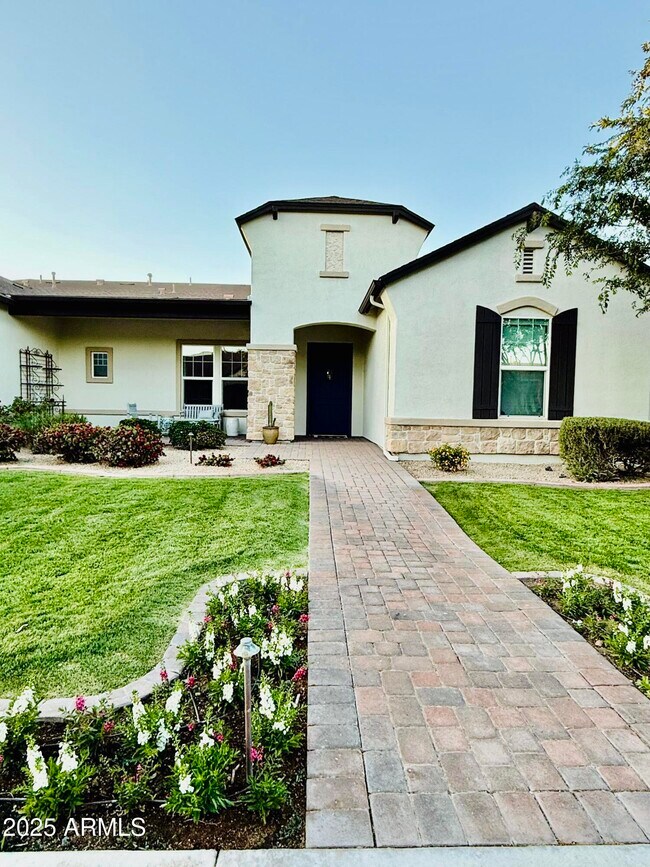 804 W Claremont St in Phoenix, AZ - Building Photo - Building Photo