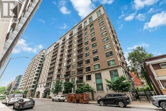 200-200 Besserer St in Ottawa, ON - Building Photo - Building Photo