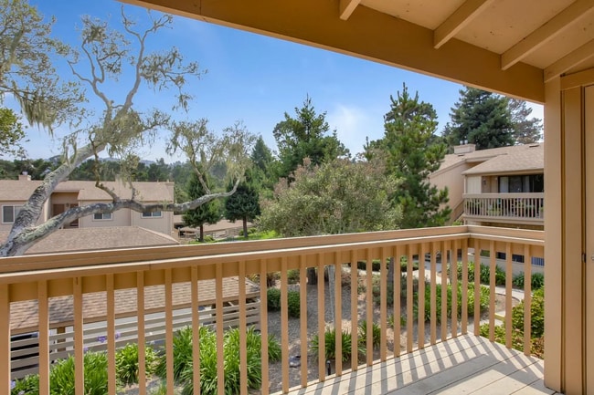 property at 300 Glenwood Cir