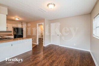 5815 Fiat Ln in Jacksonville, FL - Building Photo - Building Photo
