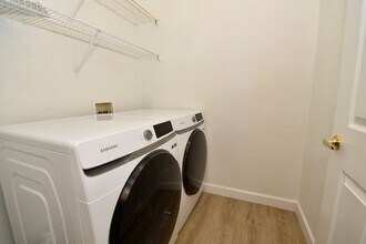 7189 S Durango Dr in Las Vegas, NV - Building Photo - Building Photo