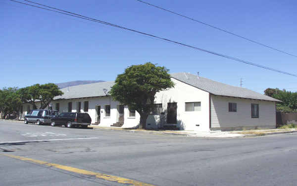 5 Apartment Units in Santa Paula, CA - Building Photo - Building Photo