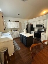 3201 Gulfstream Ct in Matthews, NC - Building Photo - Building Photo