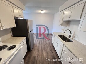 4253 Webber Pkwy in Minneapolis, MN - Building Photo - Building Photo