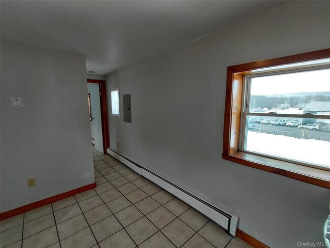 2071 Ulster Ave in Lake Katrine, NY - Building Photo - Building Photo