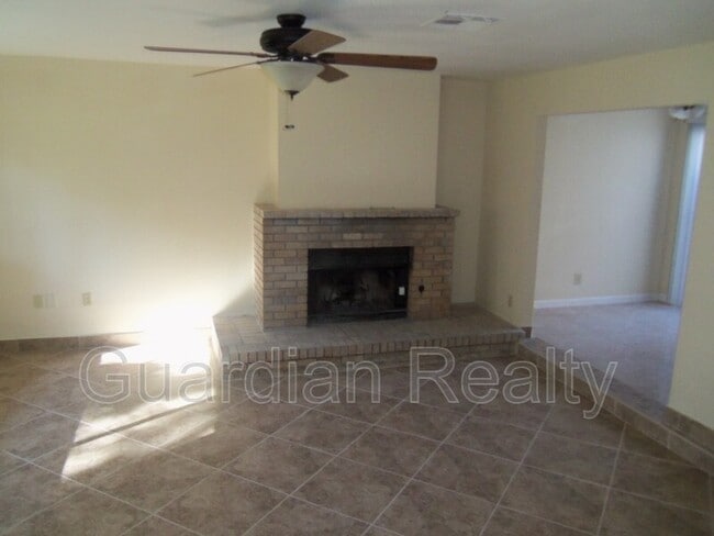 2639 Jacyra Ave in Las Vegas, NV - Building Photo - Building Photo