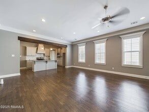 117 Harvey Cay Ln in Youngsville, LA - Building Photo - Building Photo