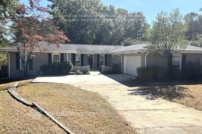 property at 3887 Sable Dr