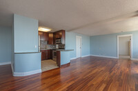 2754 N Hampden Ct, Unit #  1903 in Chicago, IL - Foto de edificio - Building Photo