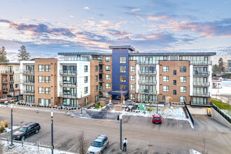 Legacy Square in Kamloops, BC - Building Photo - Building Photo