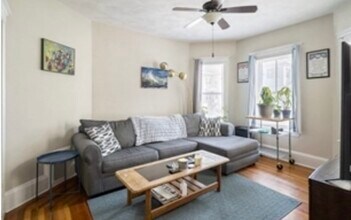 44 Greenleaf Ave in Medford, MA - Building Photo - Building Photo