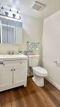 4543 S Lowell Blvd in Denver, CO - Building Photo - Building Photo