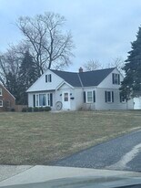 213 E Douglas St in Port Washington, WI - Building Photo