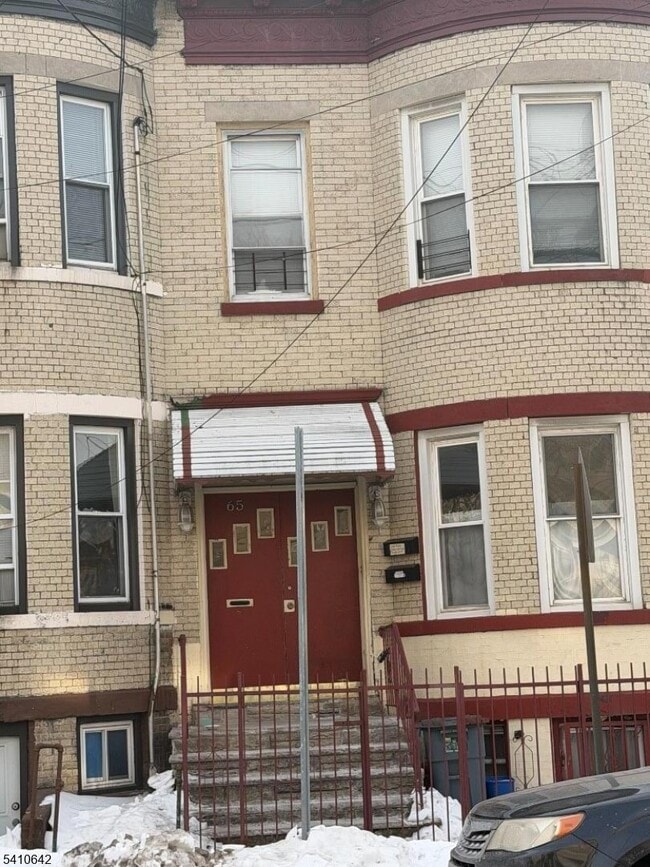 property at 65 Clendenny Ave