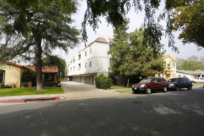 425 Hill Dr in Glendale, CA - Foto de edificio - Building Photo