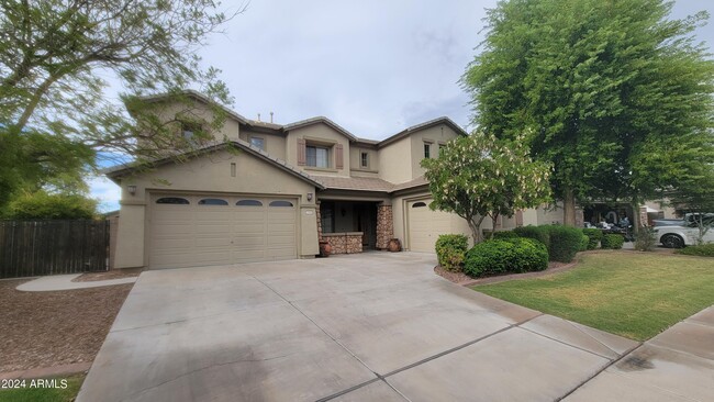 property at 7318 N Kirsten Ave
