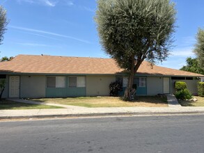 3752 Dana St in Bakersfield, CA - Building Photo - Building Photo